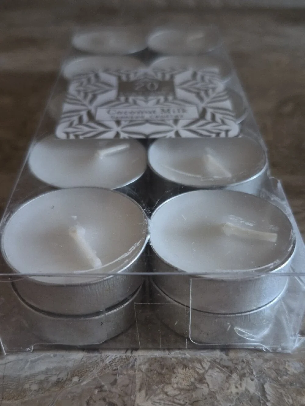 Coconut Milk Scented Tealight Candles - White (Pack of 20)